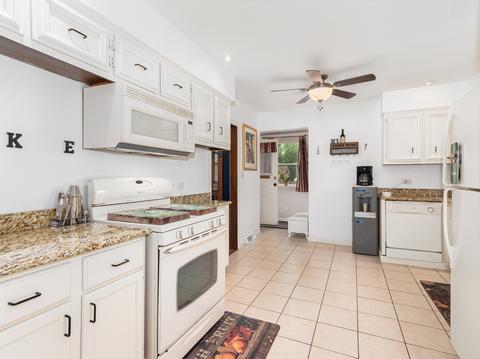 711 Oregon Ave, West Dundee, IL 60118 photo 11