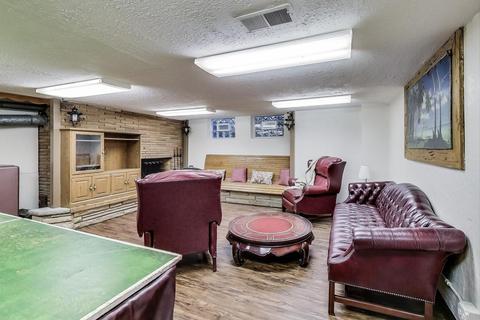 365 Lionel Rd, Riverside, IL 60546 photo 18