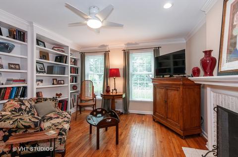 1673 Stonebridge Trl, Wheaton, IL 60189 photo 8