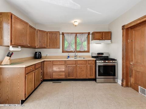 617 Orange St, Elgin, IL 60123 photo 8