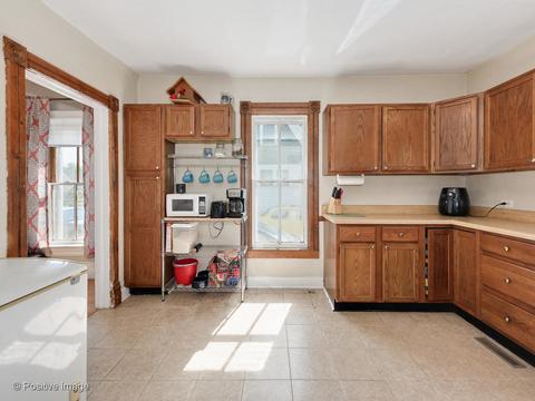617 Orange St, Elgin, IL 60123 photo 9