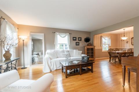 1507 Pershing, Wheaton, IL 60187 photo 3