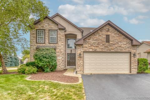 2415 Fox Dr, Aurora, IL 60506 photo 1
