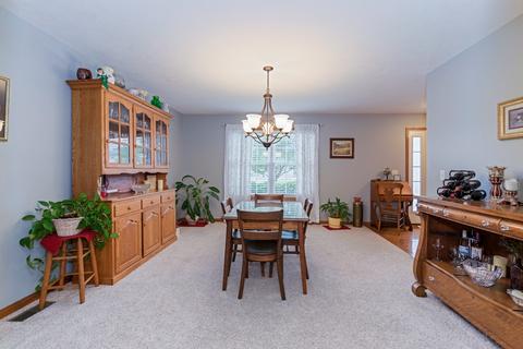 1510 Estate Dr, Normal, IL 61761 photo 6