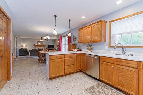 1510 Estate Dr, Normal, IL 61761 photo 12