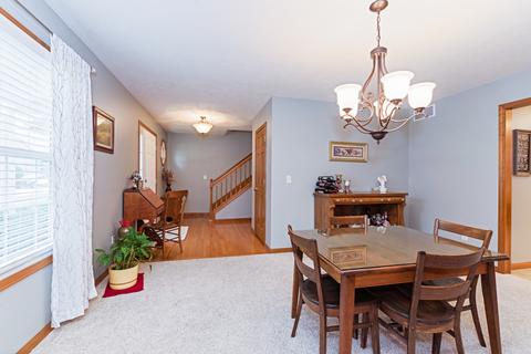 1510 Estate Dr, Normal, IL 61761 photo 5