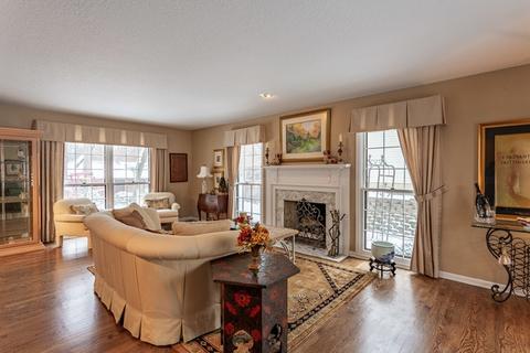 4801 Greenwich Ct, Rolling Meadows, IL 60008 photo 6