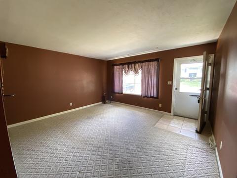 1803 Hoover Dr, Normal, IL 61761 photo 2