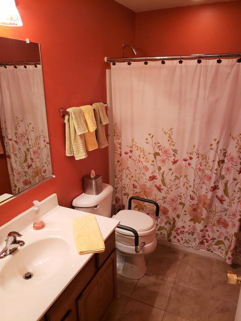 235 Springside Dr, Elgin, IL 60124 photo 22