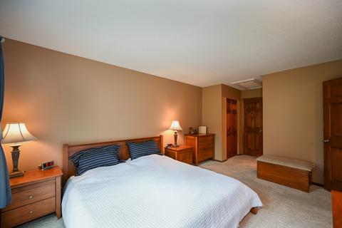 2205 Stirrup Ln, Wheaton, IL 60189 photo 14