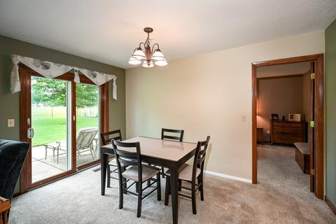 2205 Stirrup Ln, Wheaton, IL 60189 photo 8
