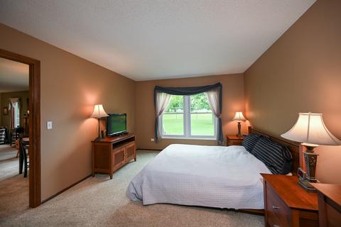 2205 Stirrup Ln, Wheaton, IL 60189 photo 13