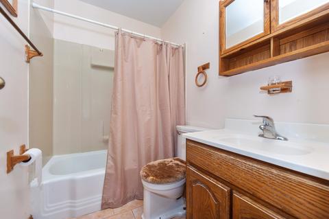 43 Cedar Dr, Wheeling, IL 60090 photo 9