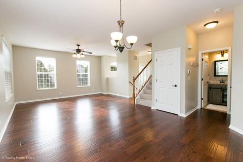 256 Cassidy Ln, Elgin, IL 60124 photo 7