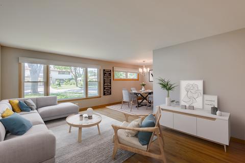 130 E Bradley St, Des Plaines, IL 60016 photo 2
