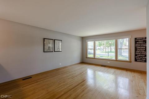 130 E Bradley St, Des Plaines, IL 60016 photo 8