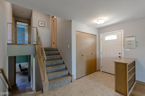 130 E Bradley St, Des Plaines, IL 60016 photo 10