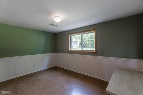 130 E Bradley St, Des Plaines, IL 60016 photo 14