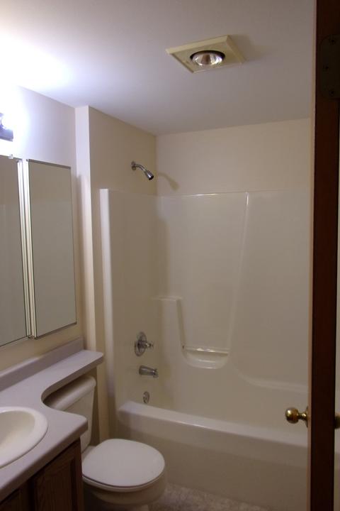 209 Kohl Ave, Spring Grove, IL 60081 photo 10