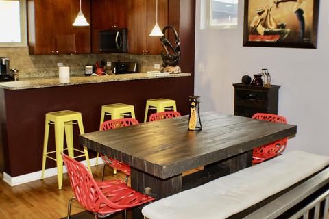 741 E 36th St, Chicago, IL 60653 photo 6