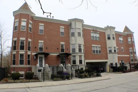 741 E 36th St, Chicago, IL 60653 photo 1