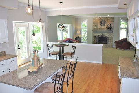 2247 Aster Ct, Naperville, IL 60565 photo 8