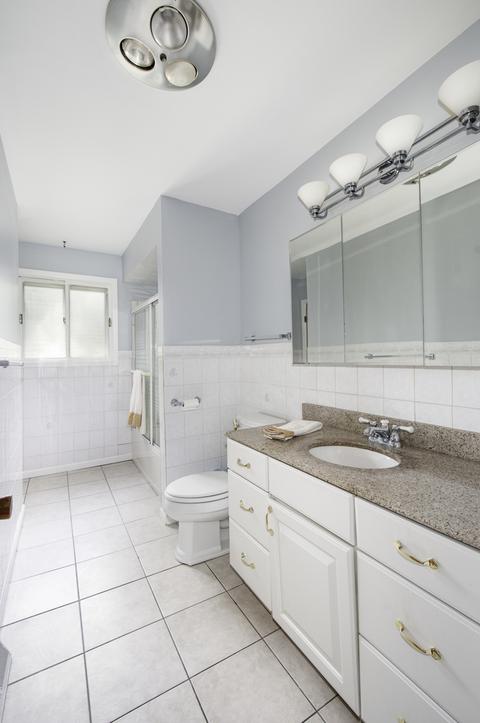 426 N 6th Ave, Addison, IL 60101 photo 12