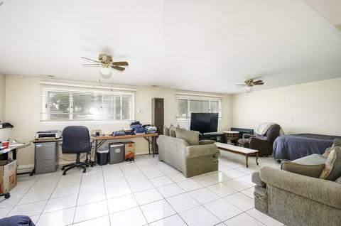 426 N 6th Ave, Addison, IL 60101 photo 16