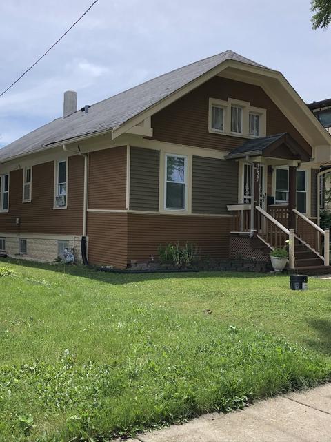 1027 Front St, Aurora, IL 60505 photo 2