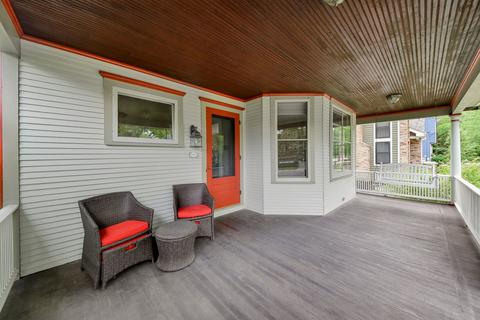 801 Golf Ln, Wheaton, IL 60189 photo 3