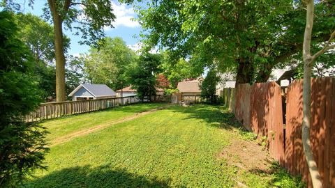 224 E 11th St, Lockport, IL 60441 photo 21