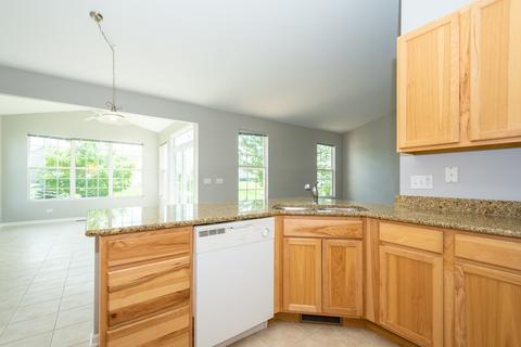 3307 Christopher Ln, Mchenry, IL 60051 photo 10