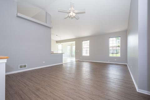 3307 Christopher Ln, Mchenry, IL 60051 photo 4