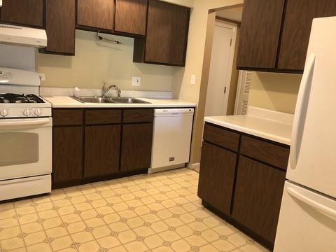5200 Carriageway Dr #304, Rolling Meadows, IL 60008 photo 5