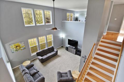 1345 Mallard Ln, Hoffman Estates, IL 60192 photo 8