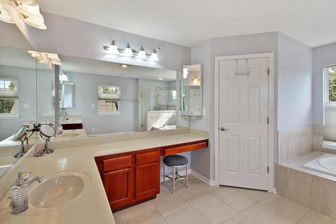 1345 Mallard Ln, Hoffman Estates, IL 60192 photo 18