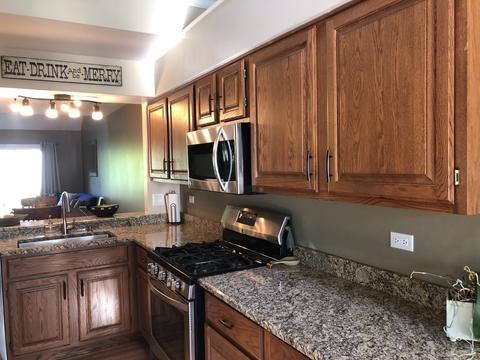 4602 Burnham Dr, Hoffman Estates, IL 60192 photo 5