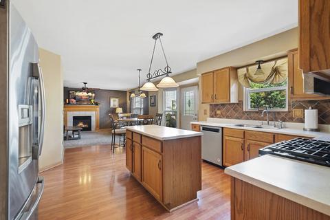 5315 Maple Glen Dr, Plainfield, IL 60586 photo 9
