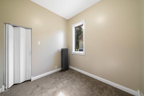 332 E 19th St, Lockport, IL 60441 photo 9