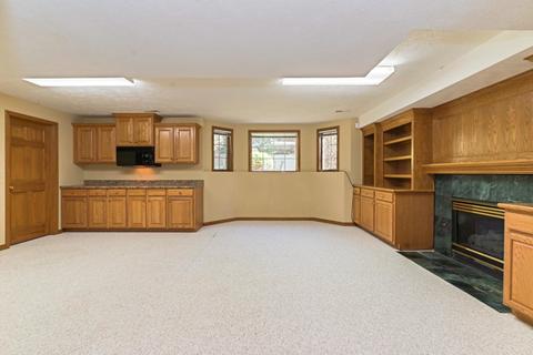 5 Carney Ct, Bloomington, IL 61704 photo 32