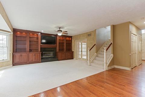 5 Carney Ct, Bloomington, IL 61704 photo 9