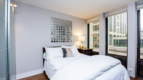 100 E Walton St #19E, Chicago, IL 60611 photo 9