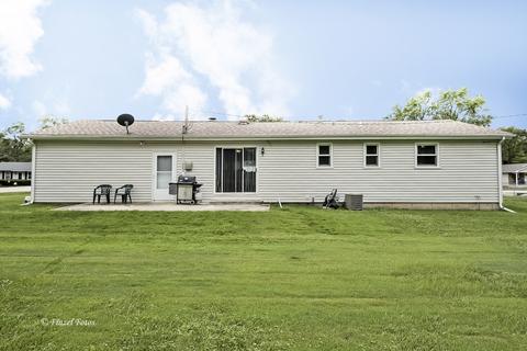 4912 Prairie Ave, Mchenry, IL 60050 photo 2