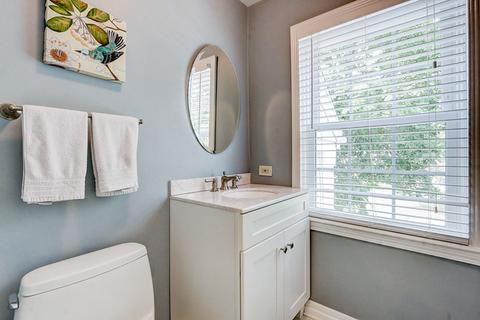 575 Selborne Rd, Riverside, IL 60546 photo 18