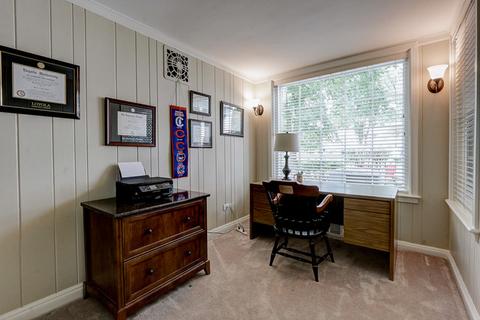 575 Selborne Rd, Riverside, IL 60546 photo 14
