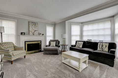 575 Selborne Rd, Riverside, IL 60546 photo 6