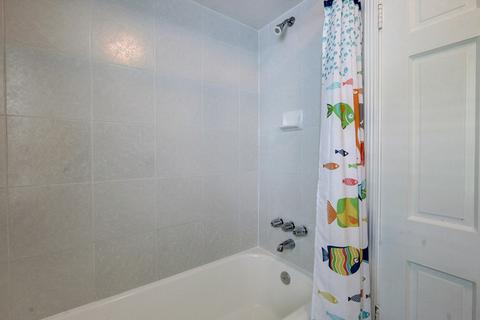 575 Selborne Rd, Riverside, IL 60546 photo 19