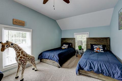 575 Selborne Rd, Riverside, IL 60546 photo 16