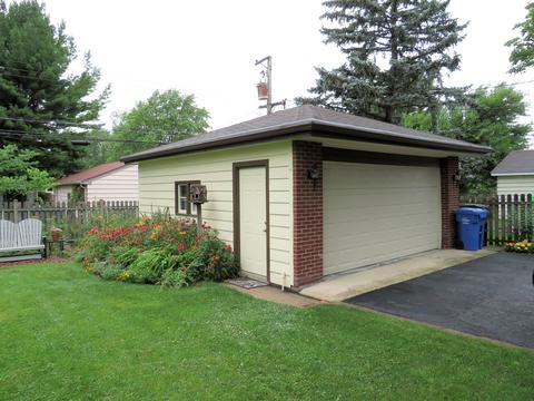 420 Vassar Ln, Des Plaines, IL 60016 photo 27
