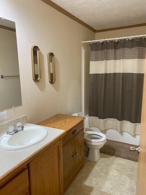 10816 N Leaf River Rd, Leaf River, IL 61047 photo 15